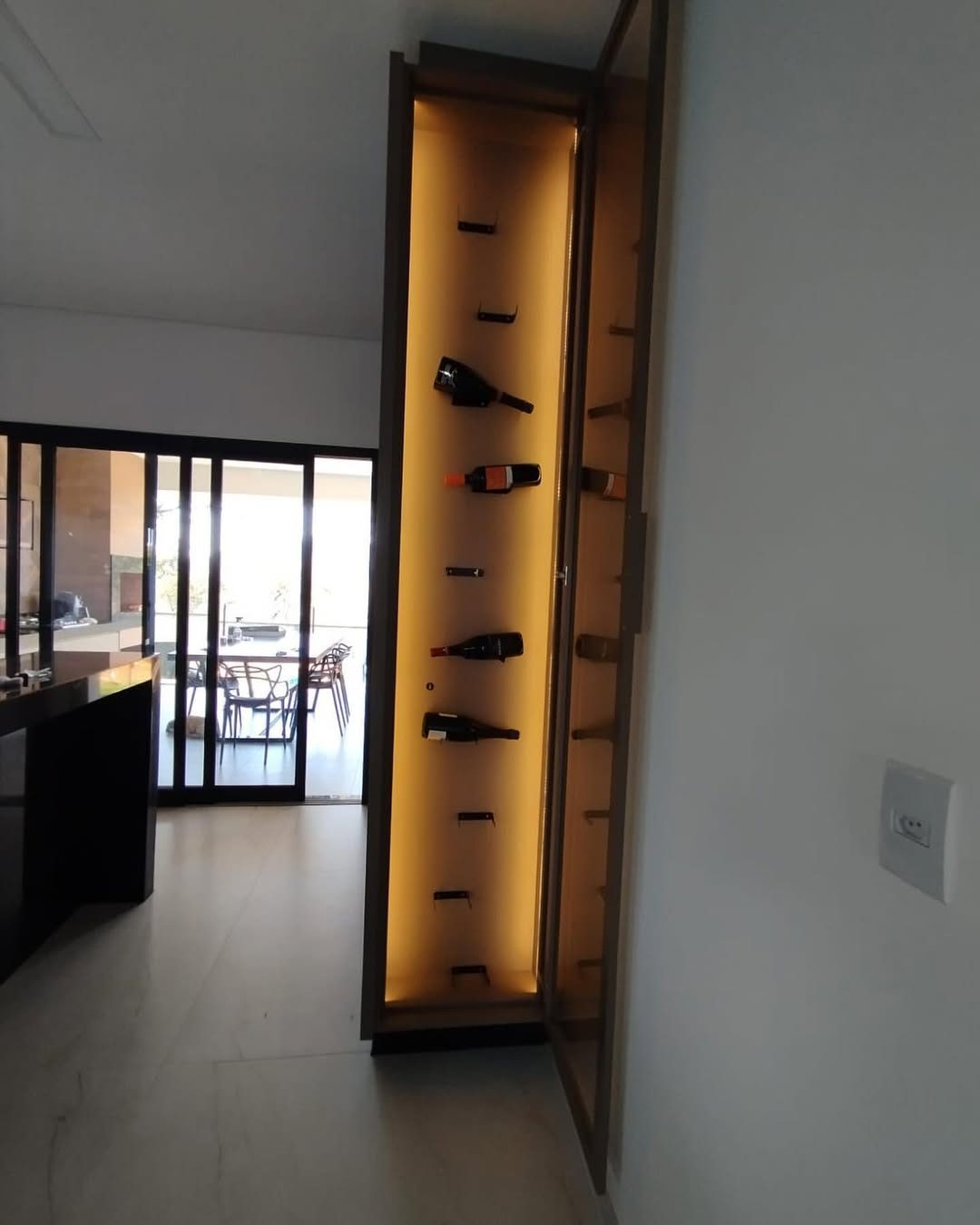 Cristaleira com LED